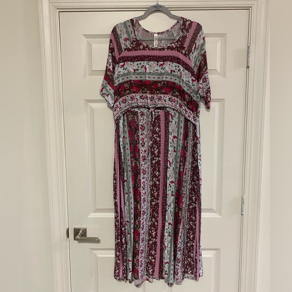 Plus size Latched Mama Dress